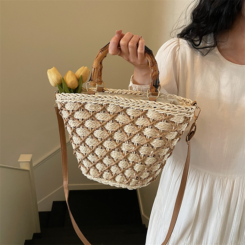 Fishing Equipment Market - Summer New Straw Sweet Youth Shoulder