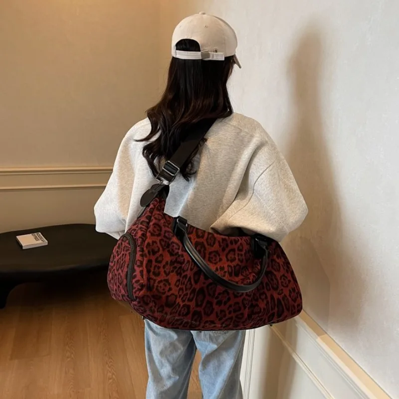 Hot Trendy Leopard Personality - Fishing Equipment Market recensione e prezzo