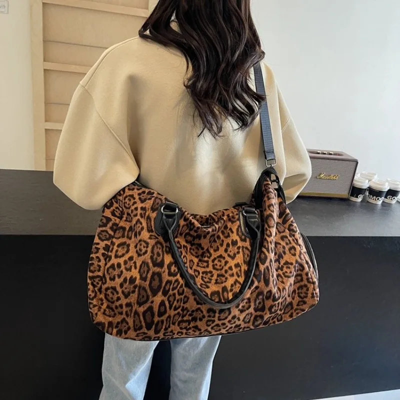 Hot Trendy Leopard Personality - Fishing Equipment Market recensione e prezzo